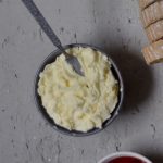 Az Tuzlu İnek Tereyağı Kova 1000 Gr