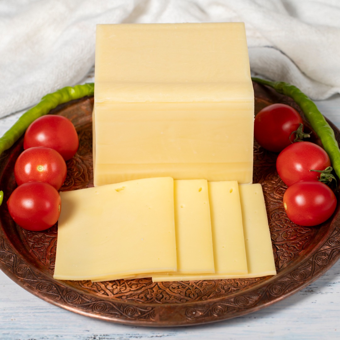 kasar-peyniri-1 Tam Yağlı Kaşar Peyniri Sulu Haşlama 1000 Gr - Görsel 1